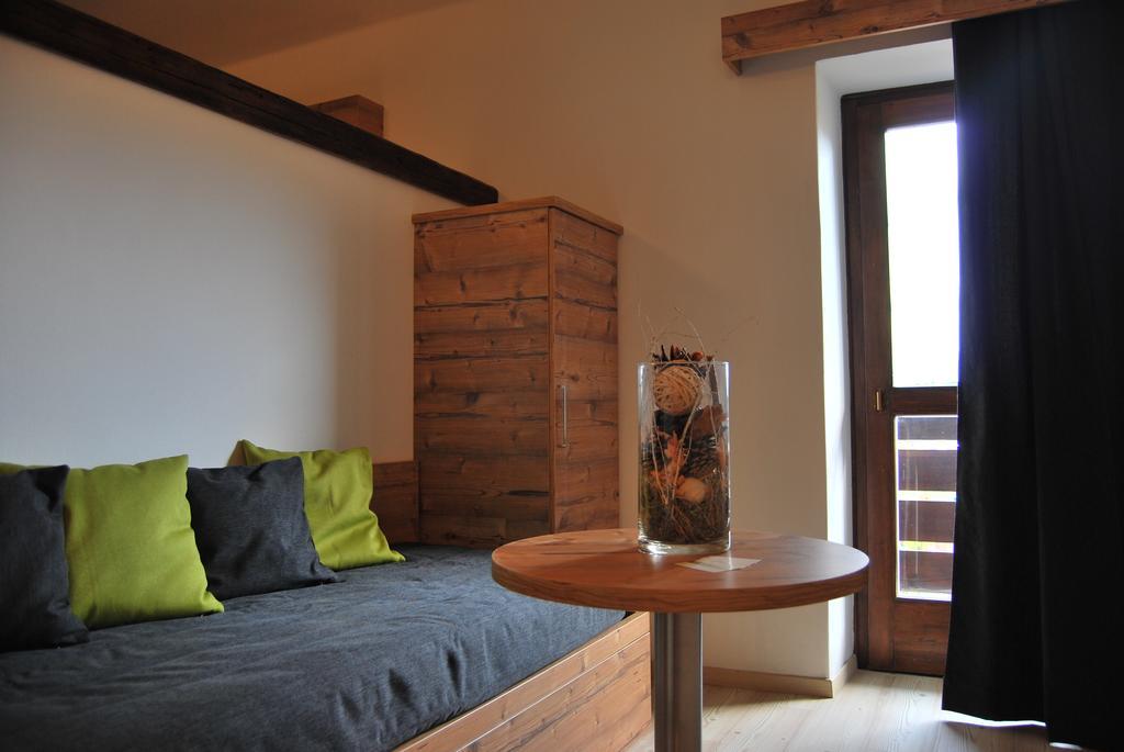 וארנה Hotel Alla Rocca חדר תמונה