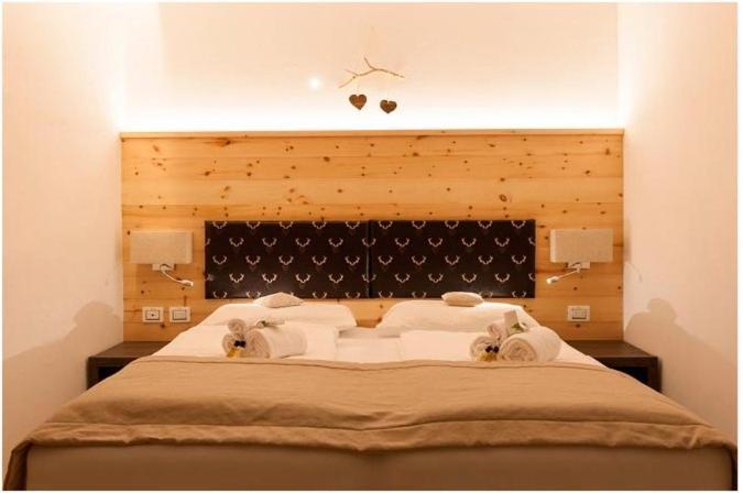 וארנה Hotel Alla Rocca מראה חיצוני תמונה