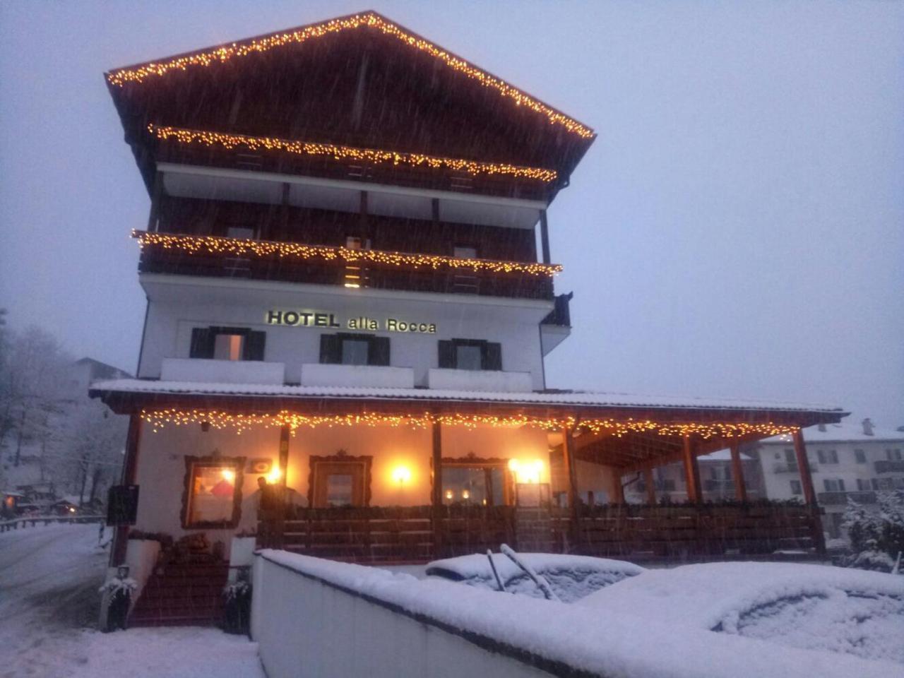 וארנה Hotel Alla Rocca מראה חיצוני תמונה
